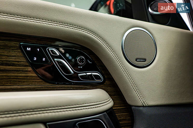 Внедорожник / Кроссовер Land Rover Range Rover 2018 в Киеве