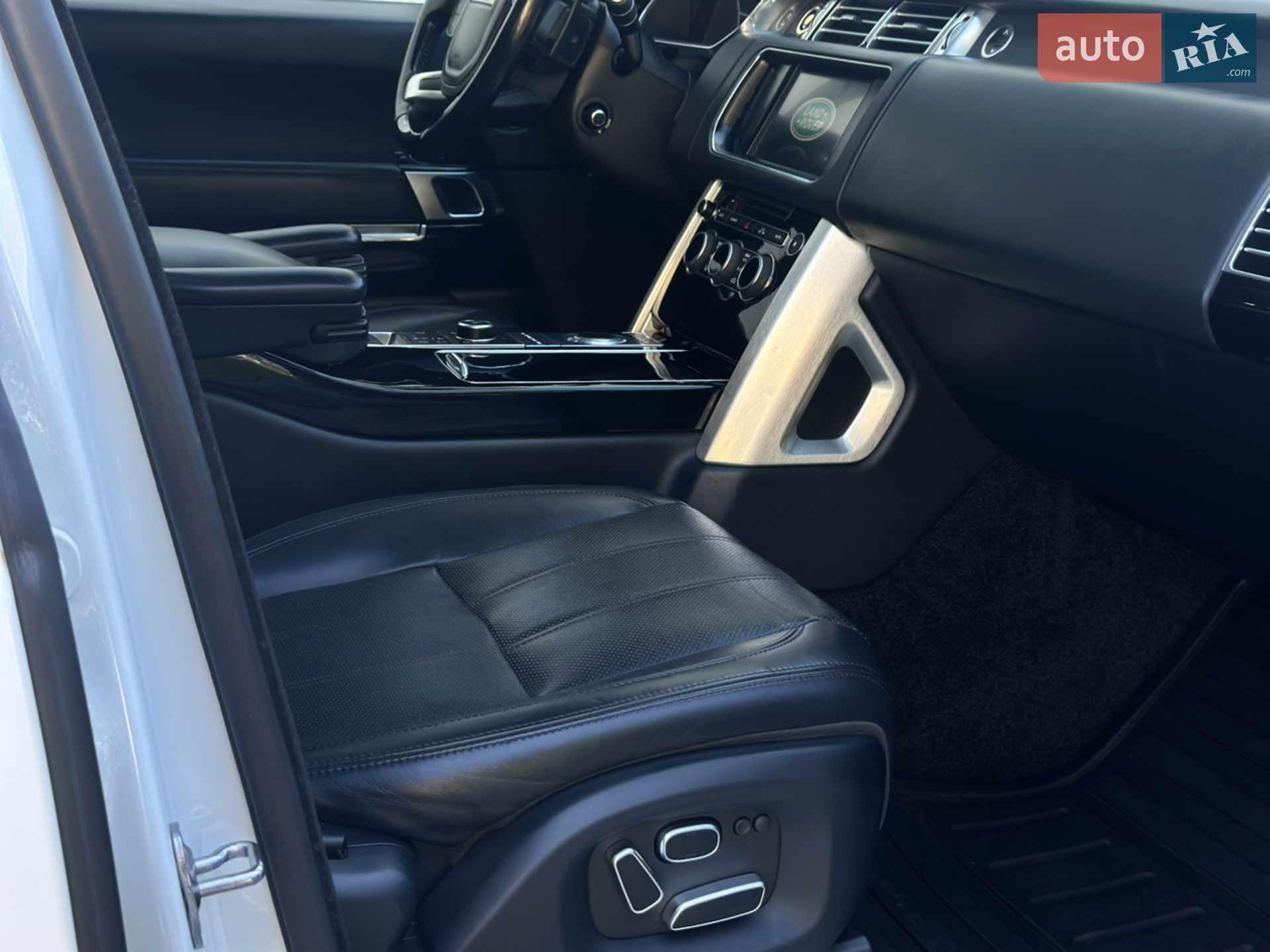 2015 Land Rover Range Rover - мініатюра 42