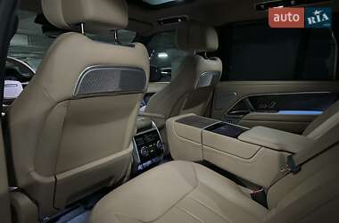 Позашляховик / Кросовер Land Rover Range Rover 2024 в  фото 27 Позашляховик / Кросовер Land Rover Range Rover 2024 в