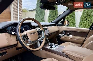 Внедорожник / Кроссовер Land Rover Range Rover 2023 в 
