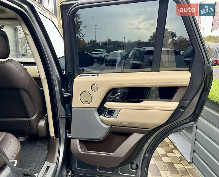 Внедорожник / Кроссовер Land Rover Range Rover 2018 в Киеве фото 46 Внедорожник / Кроссовер Land Rover Range Rover 2018 в Киеве