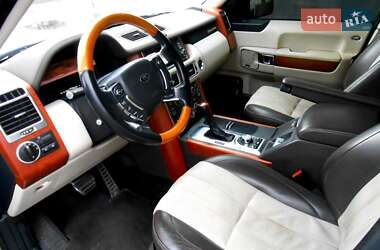 Позашляховик / Кросовер Land Rover Range Rover 2010 в  фото 20 Позашляховик / Кросовер Land Rover Range Rover 2010 в