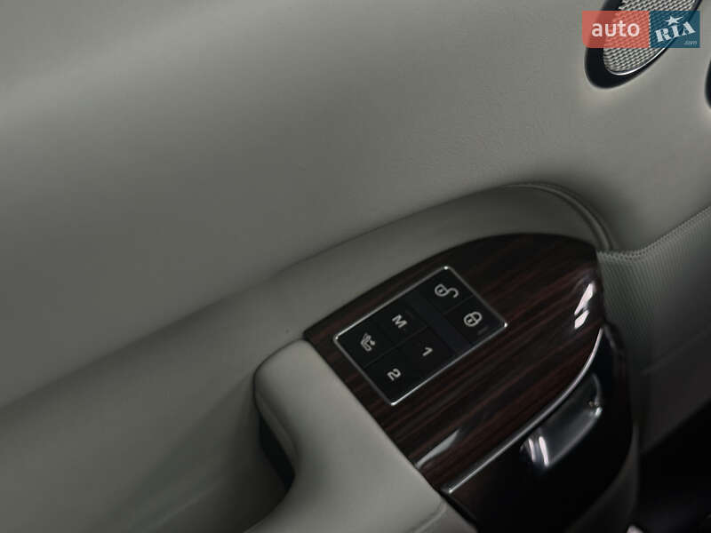 Внедорожник / Кроссовер Land Rover Range Rover 2014 в Киеве фото 37 Внедорожник / Кроссовер Land Rover Range Rover 2014 в Киеве