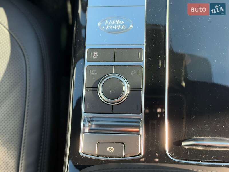 Внедорожник / Кроссовер Land Rover Range Rover 2020 в Одессе фото 43 Внедорожник / Кроссовер Land Rover Range Rover 2020 в Одессе