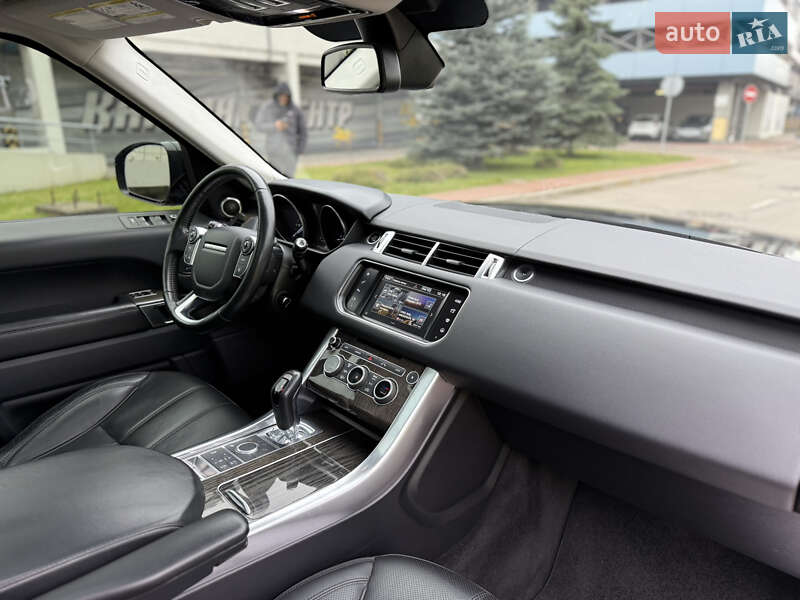 Внедорожник / Кроссовер Land Rover Range Rover 2015 в Киеве фото 25 Внедорожник / Кроссовер Land Rover Range Rover 2015 в Киеве