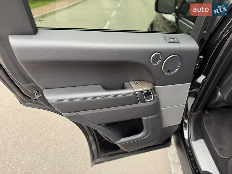 Внедорожник / Кроссовер Land Rover Range Rover 2015 в Киеве фото 38 Внедорожник / Кроссовер Land Rover Range Rover 2015 в Киеве