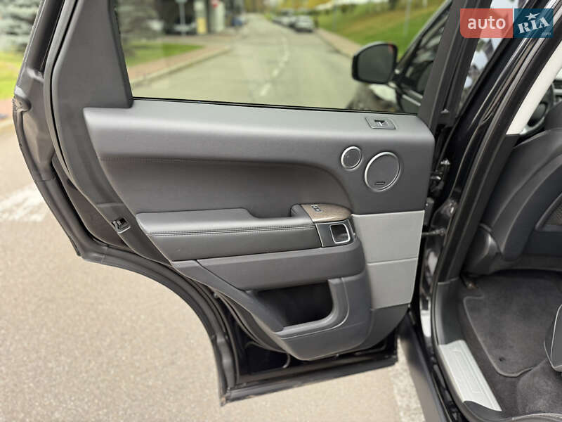 Внедорожник / Кроссовер Land Rover Range Rover 2015 в Киеве фото 41 Внедорожник / Кроссовер Land Rover Range Rover 2015 в Киеве