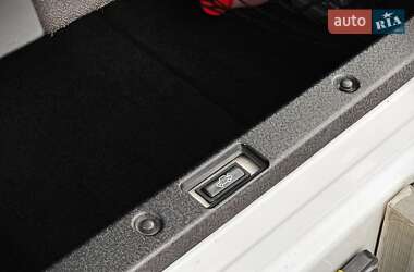 Внедорожник / Кроссовер Land Rover Range Rover 2011 в 
