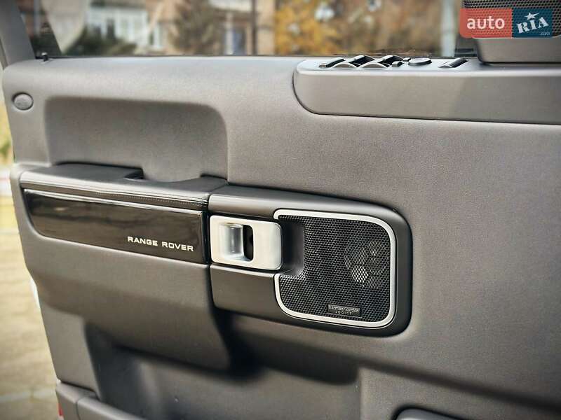 Внедорожник / Кроссовер Land Rover Range Rover 2011 в Киеве