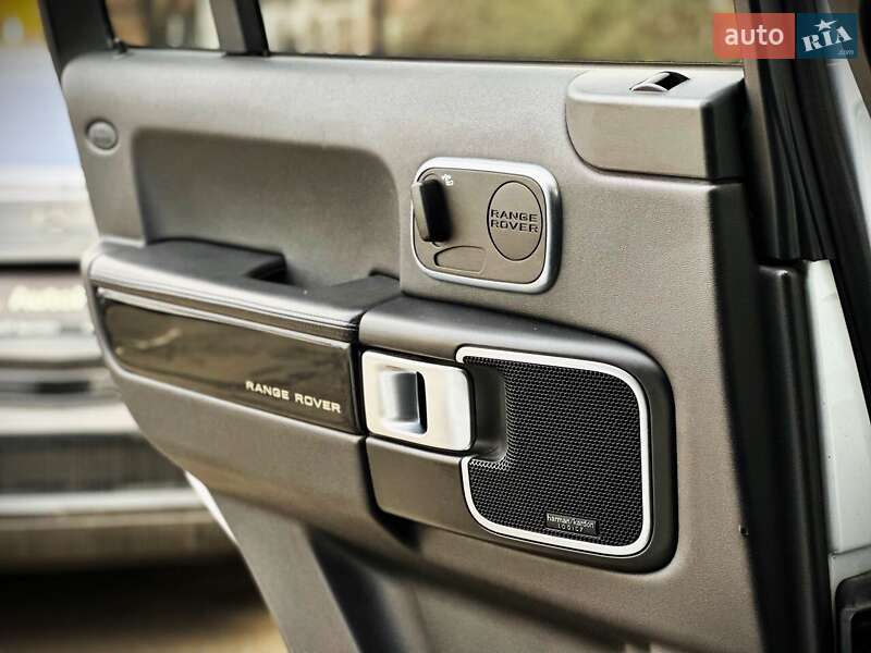 Внедорожник / Кроссовер Land Rover Range Rover 2011 в Киеве