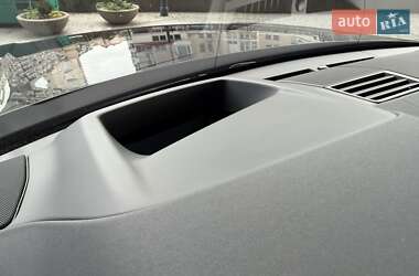 Позашляховик / Кросовер Land Rover Range Rover 2022 в  фото 20 Позашляховик / Кросовер Land Rover Range Rover 2022 в