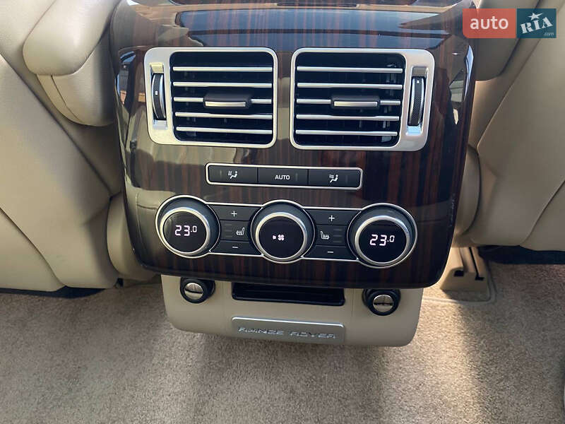 Внедорожник / Кроссовер Land Rover Range Rover 2015 в Житомире