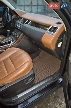 Позашляховик / Кросовер Land Rover Range Rover 2008 в  фото 12 Позашляховик / Кросовер Land Rover Range Rover 2008 в