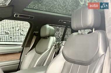 Позашляховик / Кросовер Land Rover Range Rover 2022 в  фото 10 Позашляховик / Кросовер Land Rover Range Rover 2022 в