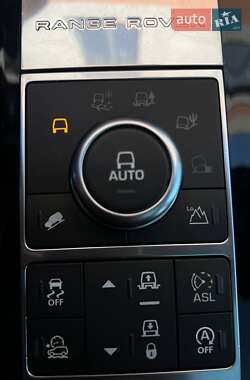 Позашляховик / Кросовер Land Rover Range Rover 2016 в  фото 44 Позашляховик / Кросовер Land Rover Range Rover 2016 в