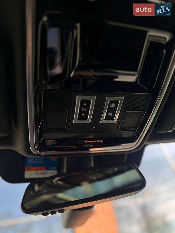 Позашляховик / Кросовер Land Rover Range Rover 2016 в Києві фото 45 Позашляховик / Кросовер Land Rover Range Rover 2016 в Києві