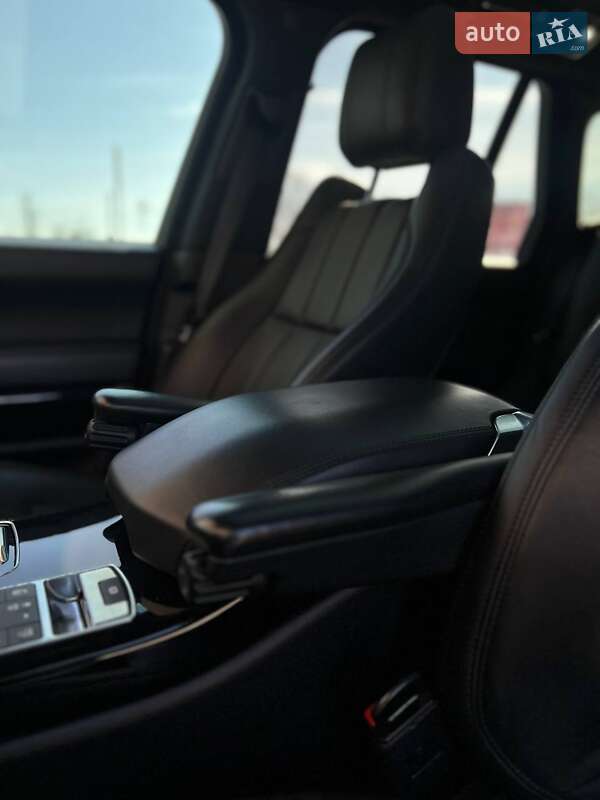 Позашляховик / Кросовер Land Rover Range Rover 2016 в Києві фото 51 Позашляховик / Кросовер Land Rover Range Rover 2016 в Києві