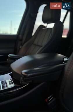 Позашляховик / Кросовер Land Rover Range Rover 2016 в  фото 51 Позашляховик / Кросовер Land Rover Range Rover 2016 в