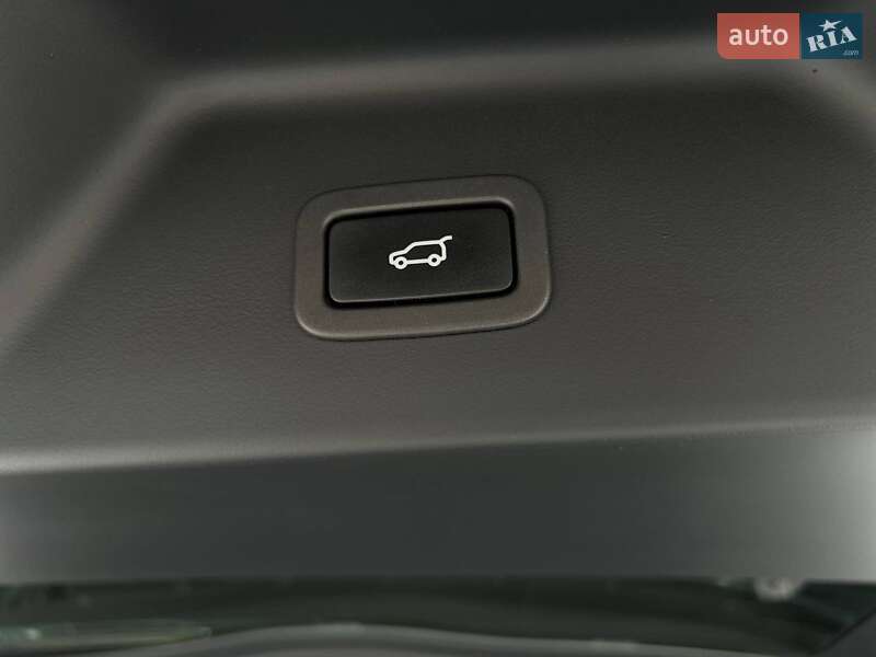 Позашляховик / Кросовер Land Rover Range Rover 2016 в Києві фото 59 Позашляховик / Кросовер Land Rover Range Rover 2016 в Києві