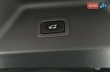 Позашляховик / Кросовер Land Rover Range Rover 2016 в  фото 59 Позашляховик / Кросовер Land Rover Range Rover 2016 в