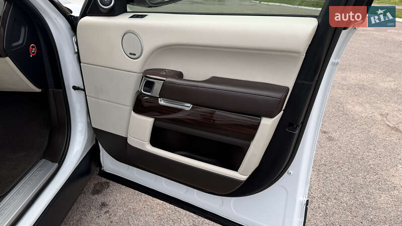 Внедорожник / Кроссовер Land Rover Range Rover 2015 в Ровно