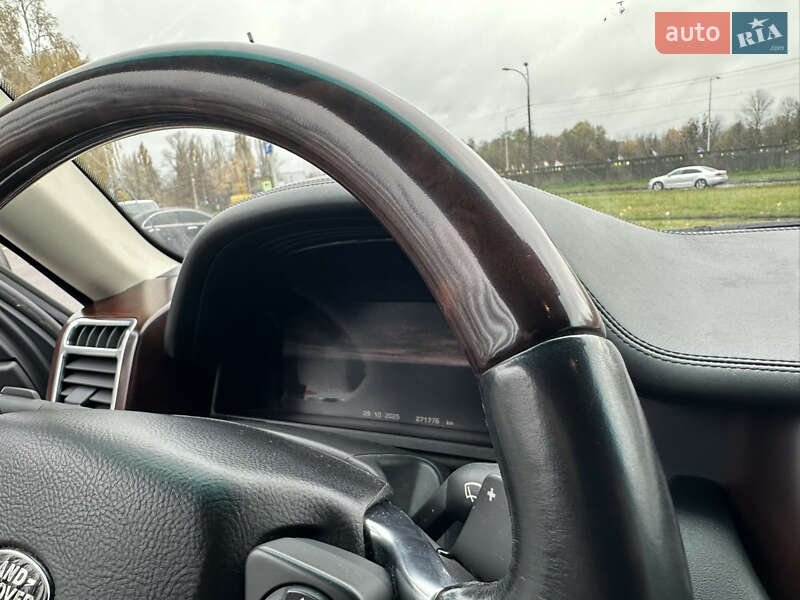 Позашляховик / Кросовер Land Rover Range Rover 2012 в Києві