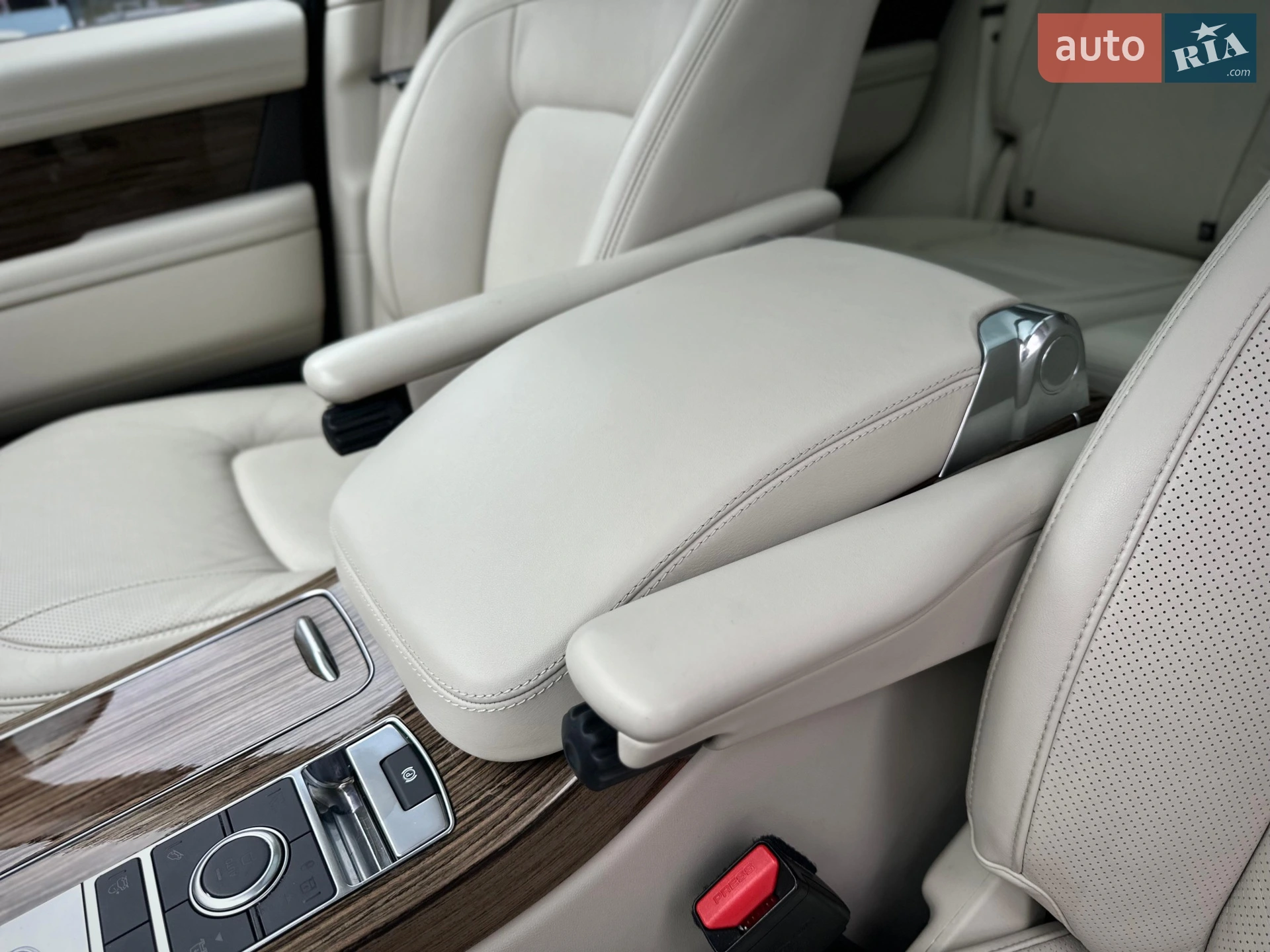2018 Land Rover Range Rover - мініатюра 38