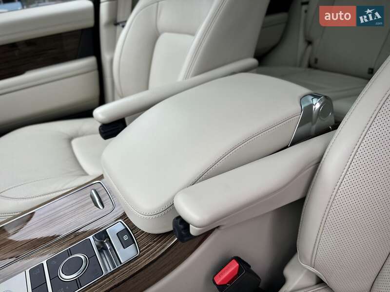 Внедорожник / Кроссовер Land Rover Range Rover 2018 в Киеве фото 38 Внедорожник / Кроссовер Land Rover Range Rover 2018 в Киеве