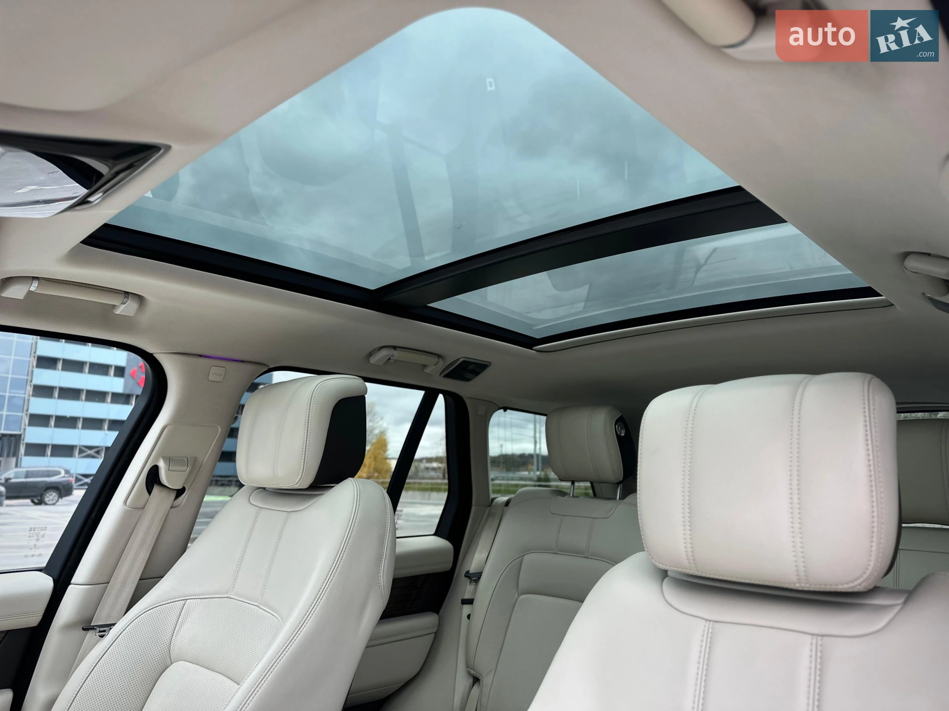 2018 Land Rover Range Rover - мініатюра 41