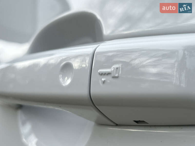 Позашляховик / Кросовер Land Rover Range Rover 2016 в Трускавці фото 23 Позашляховик / Кросовер Land Rover Range Rover 2016 в Трускавці