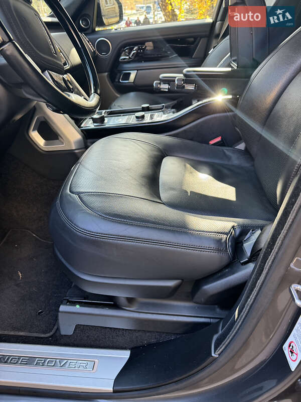 Внедорожник / Кроссовер Land Rover Range Rover 2018 в Киеве фото 15 Внедорожник / Кроссовер Land Rover Range Rover 2018 в Киеве