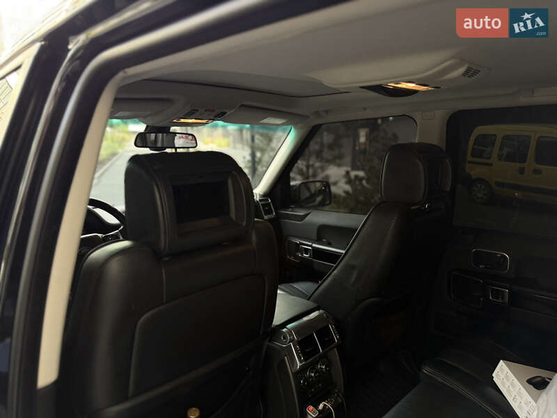 Внедорожник / Кроссовер Land Rover Range Rover 2010 в Ивано-Франковске