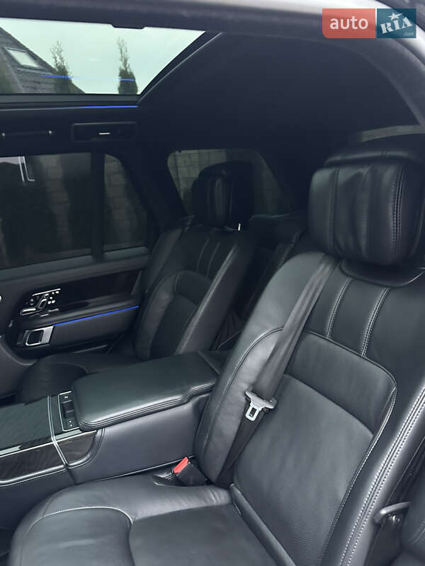 Внедорожник / Кроссовер Land Rover Range Rover 2018 в Киеве