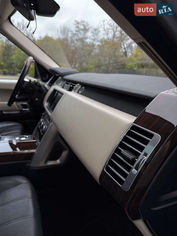 Внедорожник / Кроссовер Land Rover Range Rover 2016 в Одессе фото 16 Внедорожник / Кроссовер Land Rover Range Rover 2016 в Одессе