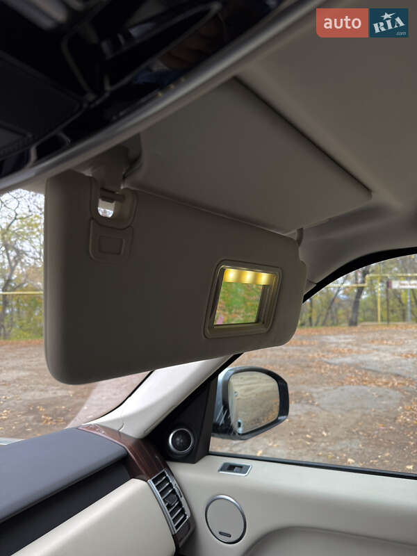 Внедорожник / Кроссовер Land Rover Range Rover 2016 в Одессе фото 28 Внедорожник / Кроссовер Land Rover Range Rover 2016 в Одессе