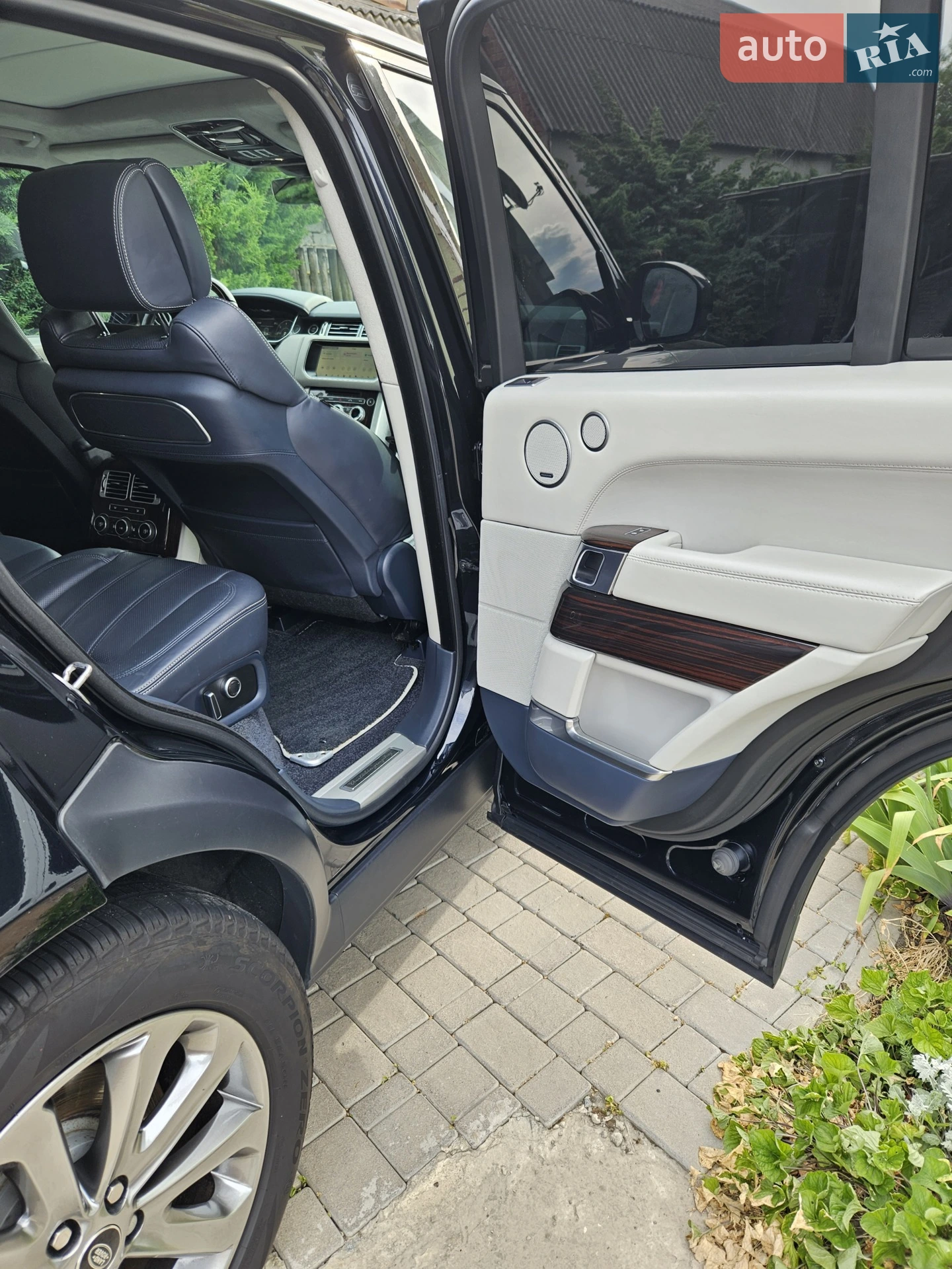 2017 Land Rover Range Rover - мініатюра 19