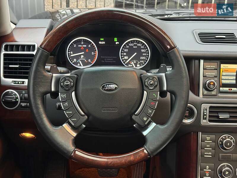 Внедорожник / Кроссовер Land Rover Range Rover 2010 в Хмельницком