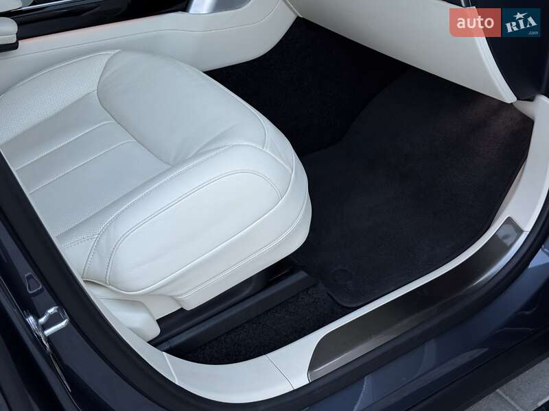 Внедорожник / Кроссовер Land Rover Range Rover 2023 в Тернополе