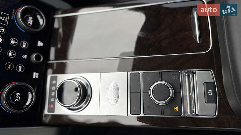 Внедорожник / Кроссовер Land Rover Range Rover 2017 в Киеве