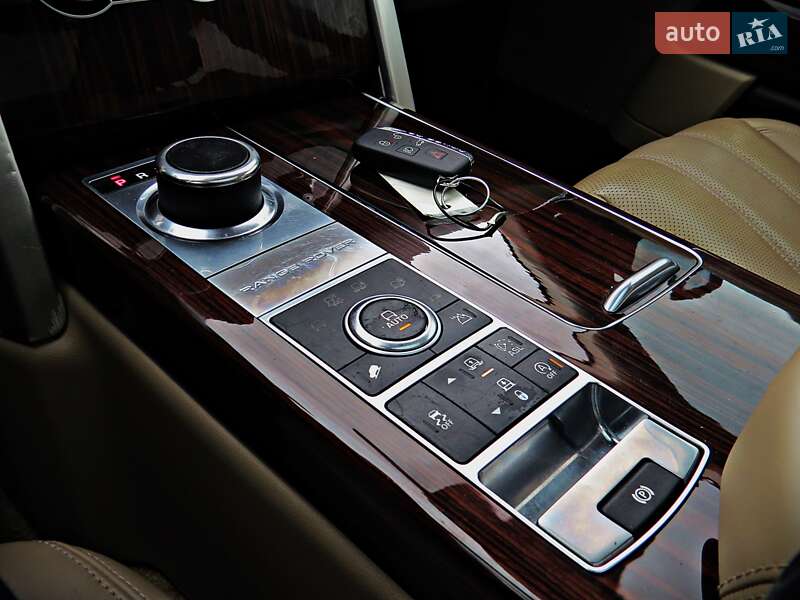 Внедорожник / Кроссовер Land Rover Range Rover 2015 в Черкассах