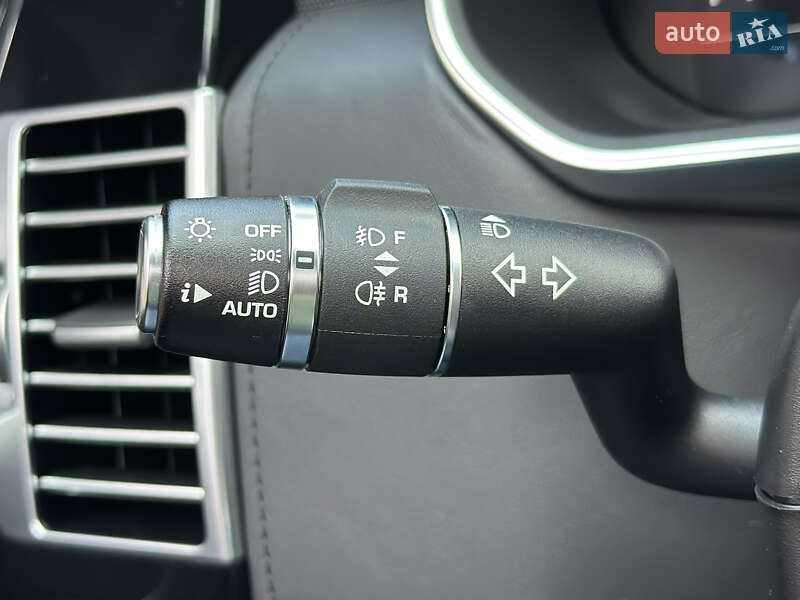 Внедорожник / Кроссовер Land Rover Range Rover 2018 в Киеве