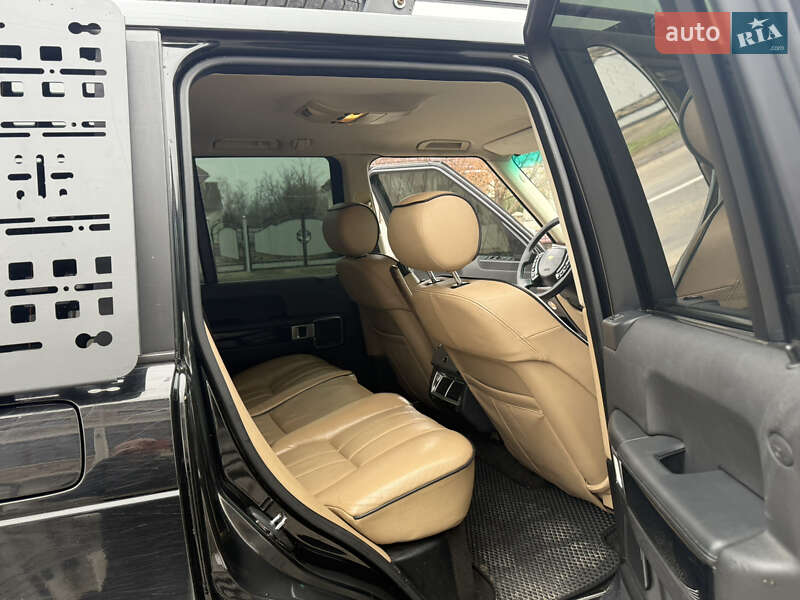 Внедорожник / Кроссовер Land Rover Range Rover 2003 в Черновцах