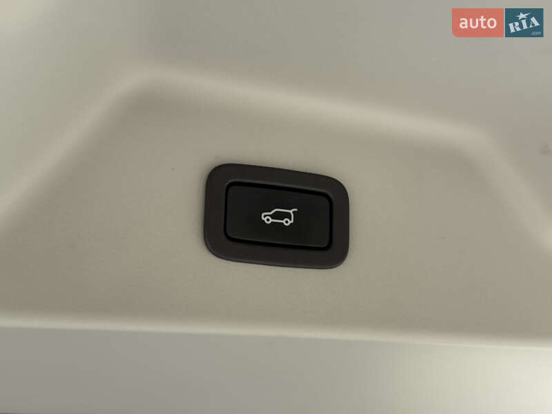 Внедорожник / Кроссовер Land Rover Range Rover 2018 в Тернополе