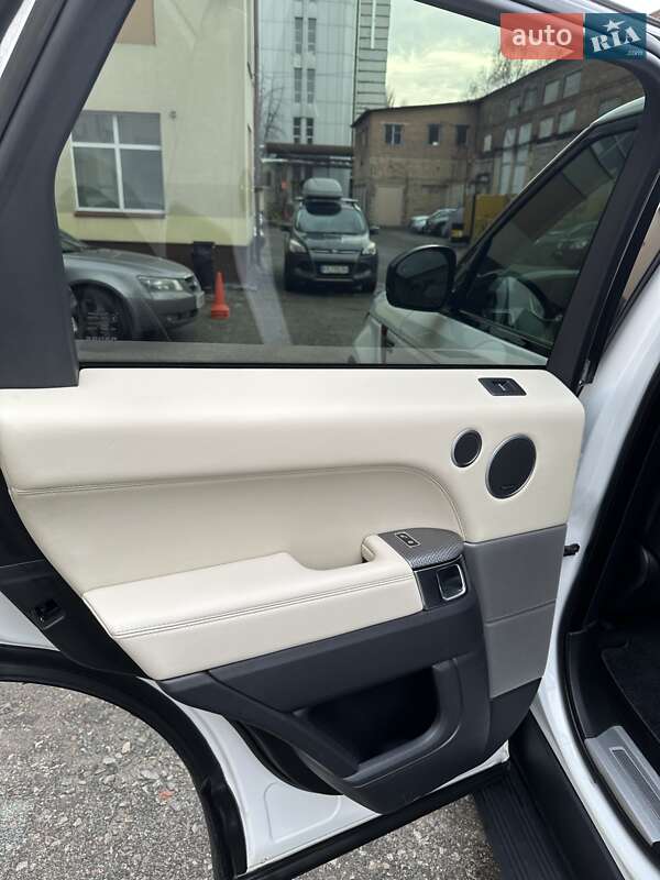 Внедорожник / Кроссовер Land Rover Range Rover 2013 в Киеве фото 26 Внедорожник / Кроссовер Land Rover Range Rover 2013 в Киеве