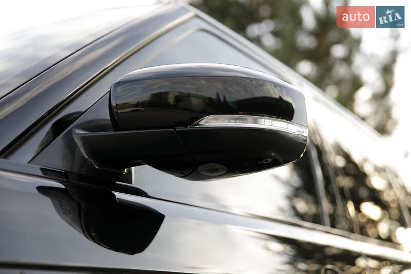 Внедорожник / Кроссовер Land Rover Range Rover 2013 в Черновцах