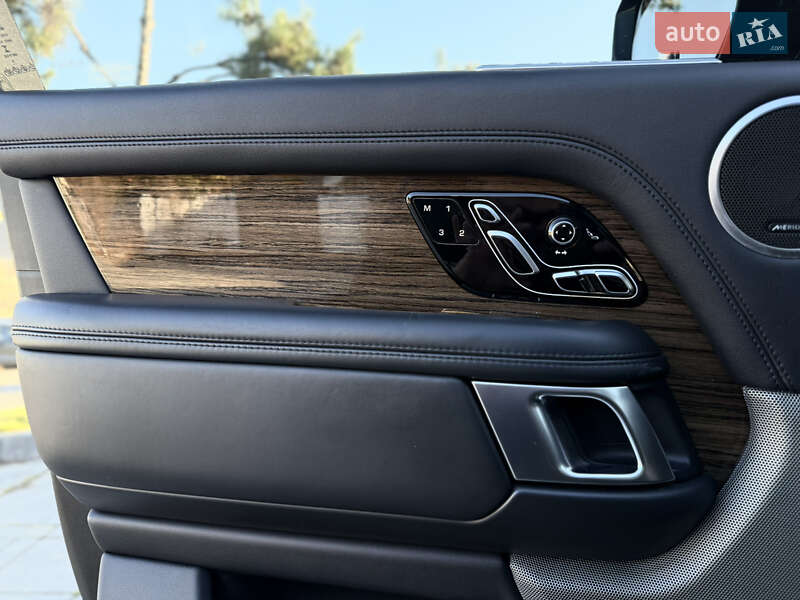 Внедорожник / Кроссовер Land Rover Range Rover 2018 в Львове