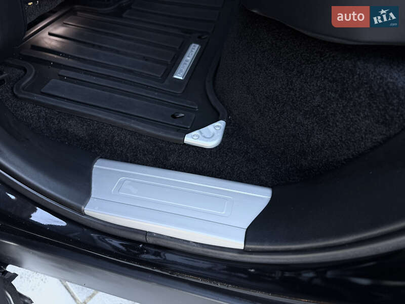 Внедорожник / Кроссовер Land Rover Range Rover 2018 в Львове