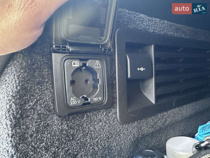 Внедорожник / Кроссовер Land Rover Range Rover 2018 в Луцке