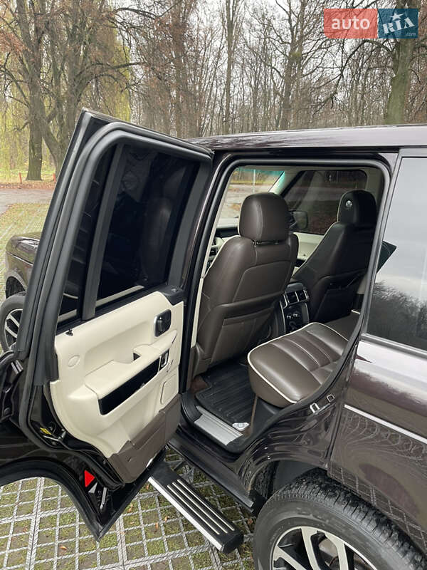 Внедорожник / Кроссовер Land Rover Range Rover 2012 в Петропавловской Борщаговке