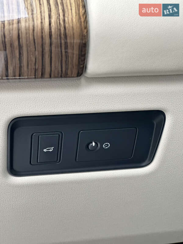 Позашляховик / Кросовер Land Rover Range Rover 2020 в Києві